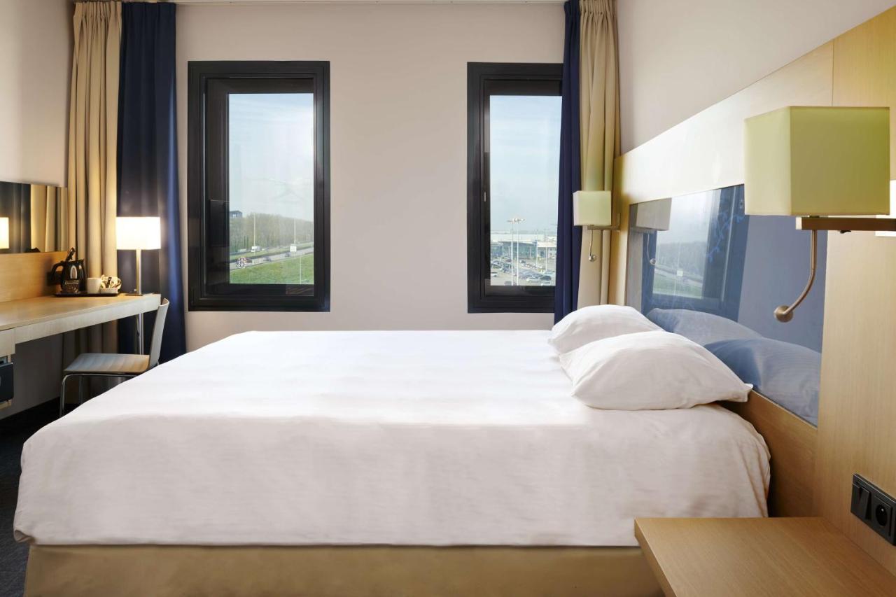 Park Inn By Radisson Liege Airport Grâce-Hollogne Exteriör bild