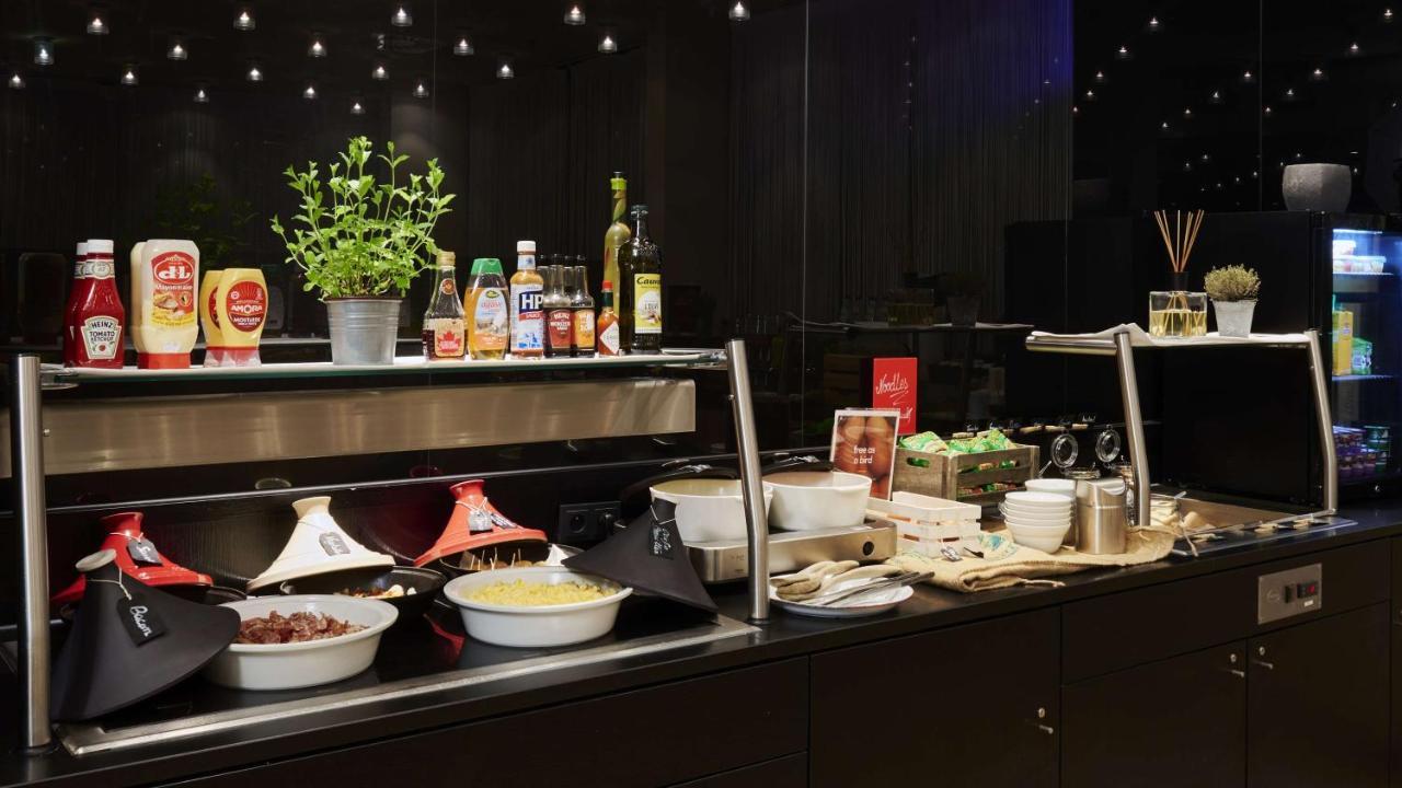 Park Inn By Radisson Liege Airport Grâce-Hollogne Exteriör bild