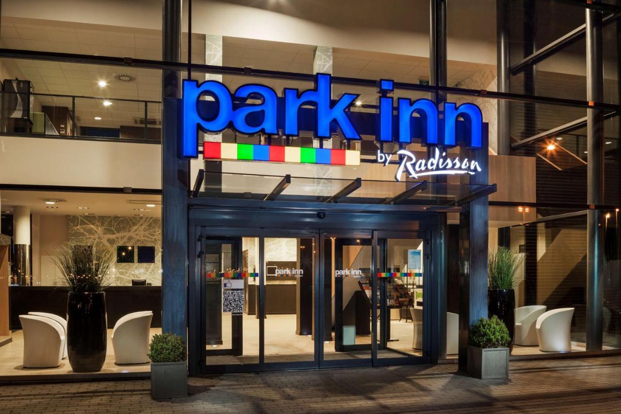 Park Inn By Radisson Liege Airport Grâce-Hollogne Exteriör bild